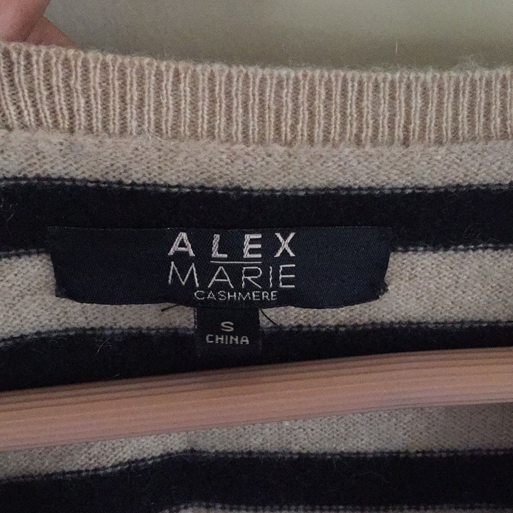 Sweater - Picture 2 of 3